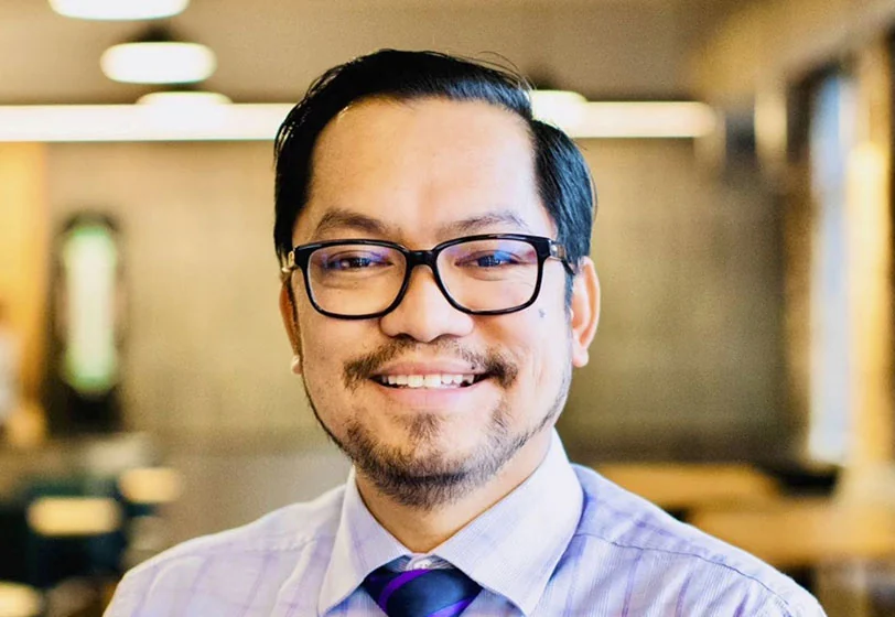 Woburn, MA dentist Dr. Oliver Austria