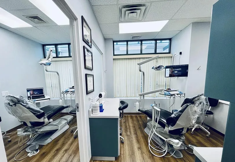 Radiant Dentistry of Woburn - dental office in Woburn, MA